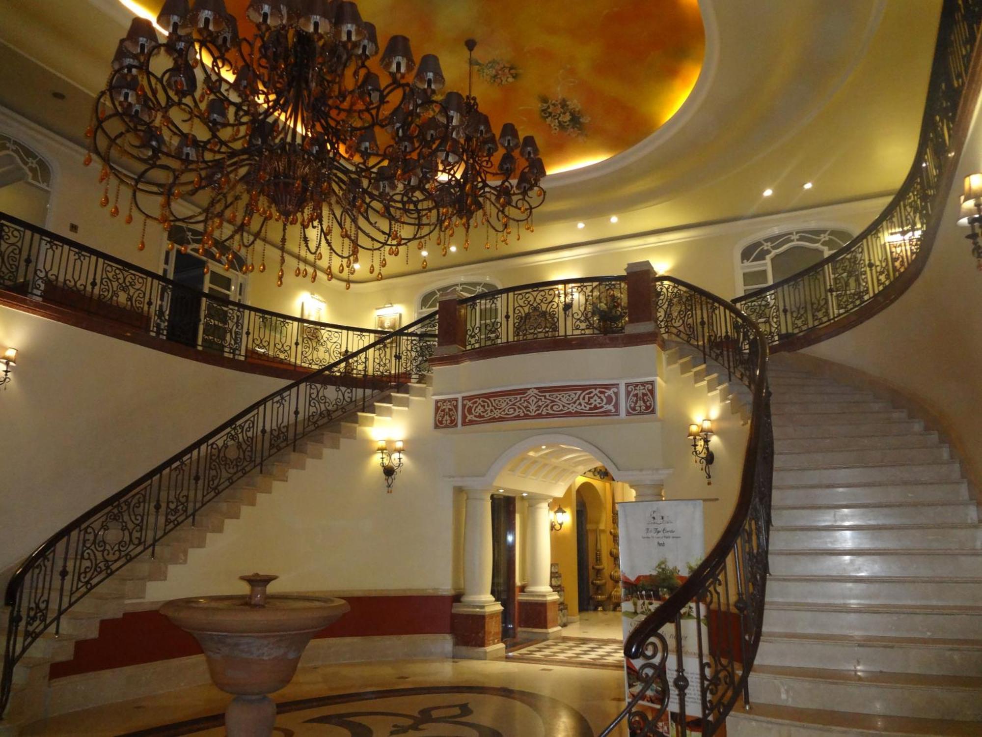 Tuli Imperial Hotel Nágpur Kültér fotó